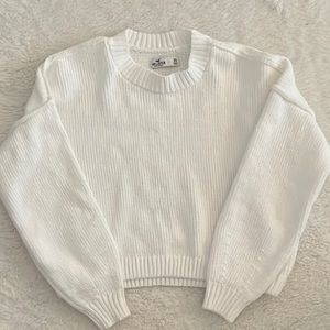 white cropped knit hollister sweater size xs